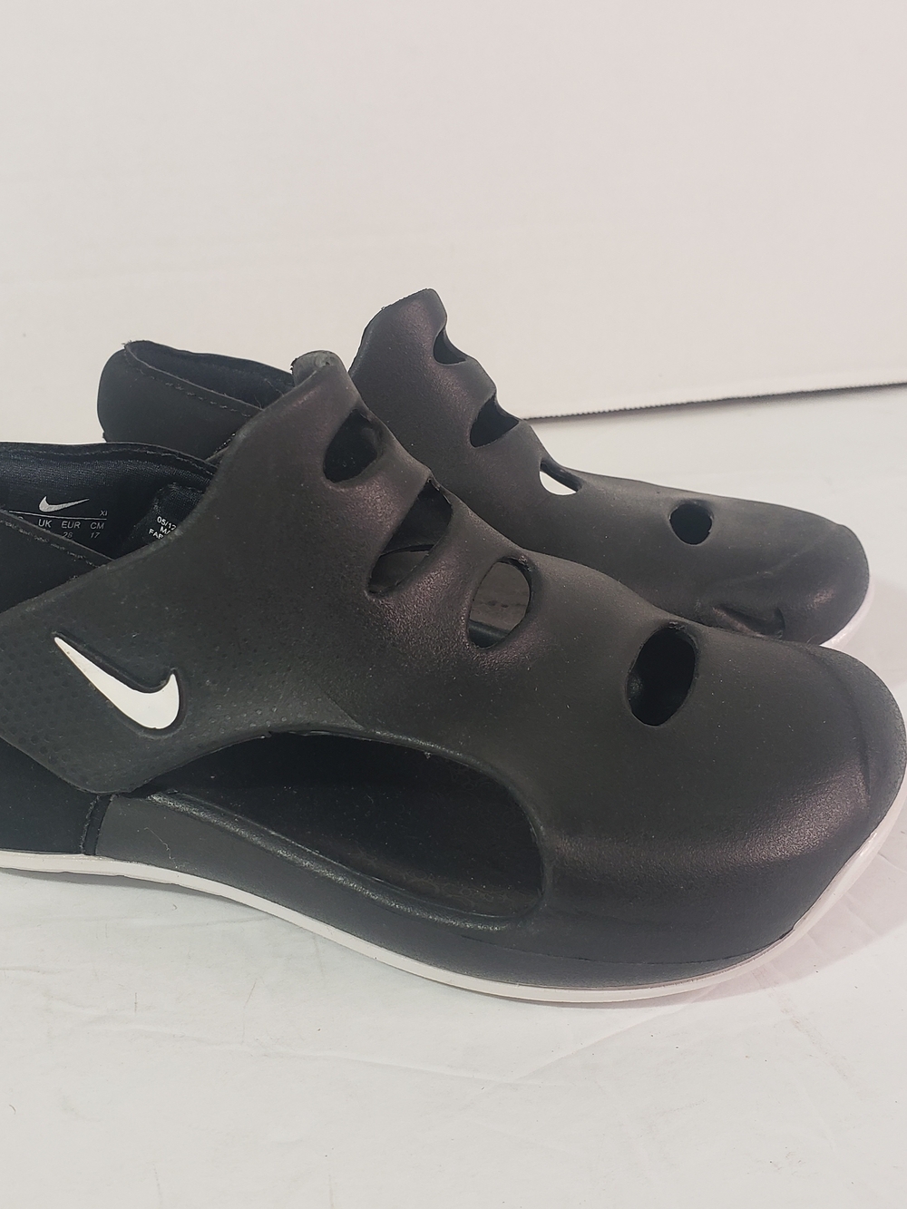 Nike Black/White Sunray Protest 3 Foam Water-Ready Slip-On Adjustable Strap Shoe